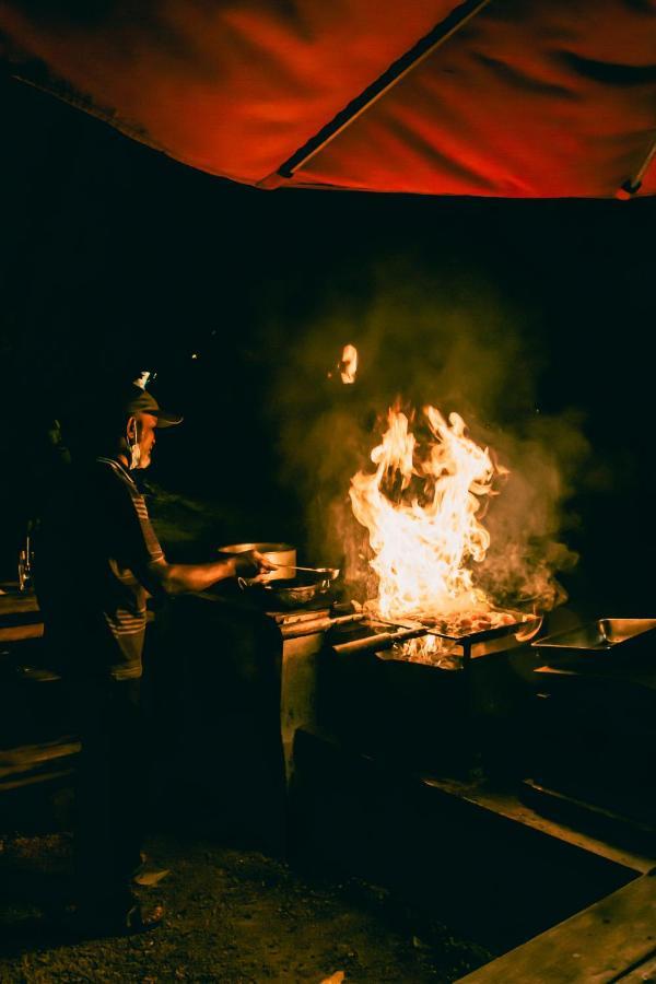 ホテル オテンティク エコ テント エクスペリエンス Grand River South East エクステリア 写真